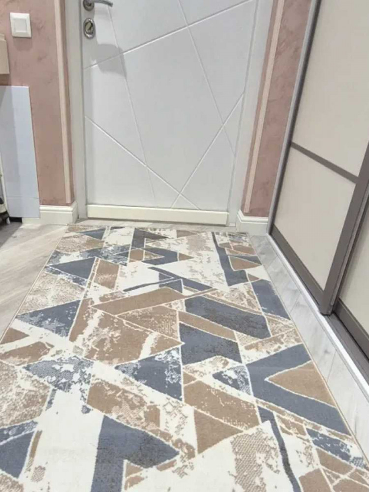 Дорожка ковровая (тканная) Diana 41 Высота ворса 9 мм. Состав Полипропилен 100%. Вес м2: 1500 г.Режем любые размеры. Цена за погонный метр